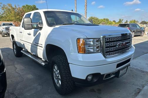 2014 GMC Sierra 2500 Denali