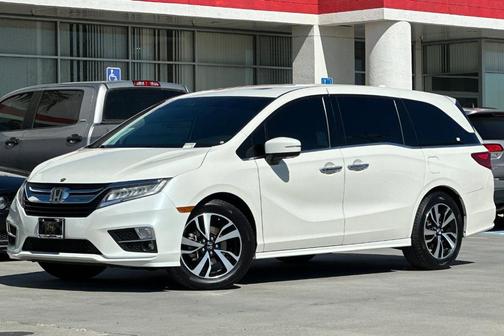 2019 Honda Odyssey Elite