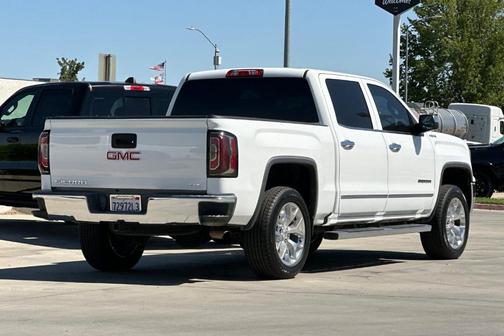Summit White 2017 GMC Sierra 1500 SLT