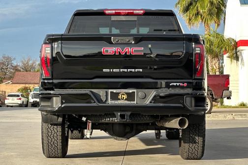 2026 GMC Sierra 2500 AT4