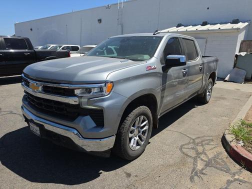 Sterling Gray Metallic 2023 Chevrolet Silverado 1500 LT