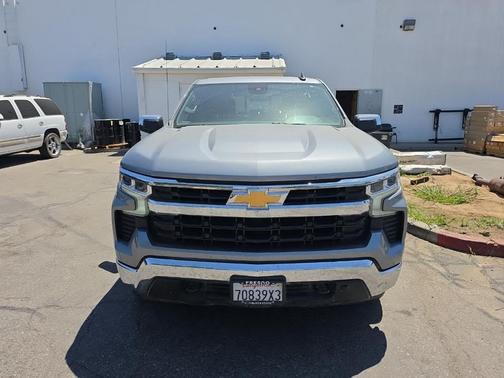 Sterling Gray Metallic 2023 Chevrolet Silverado 1500 LT