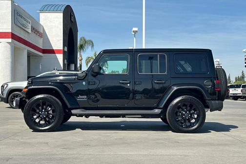 2025 Jeep Wrangler 4xe Sahara