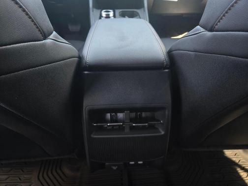 Sting Gray Clearcoat 2026 Jeep Cherokee Overland