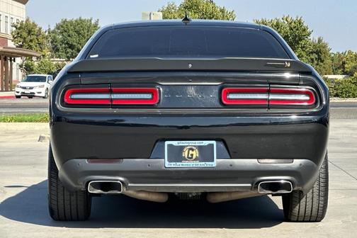2016 Dodge Challenger R/T Scat Pack