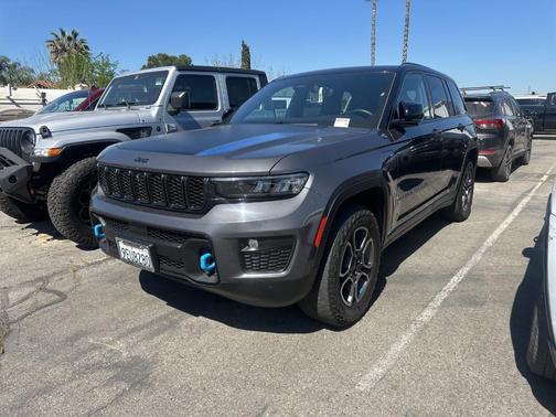 2022 Jeep Grand Cherokee 4xe Trailhawk