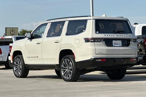 Luxury White Pearlcoat 2022 Jeep Grand Wagoneer Series III