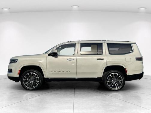 Luxury White Pearlcoat 2022 Jeep Grand Wagoneer Series III