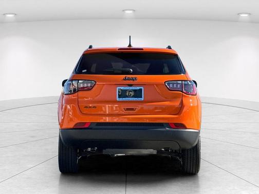 JOOSE 2026 Jeep Compass Latitude