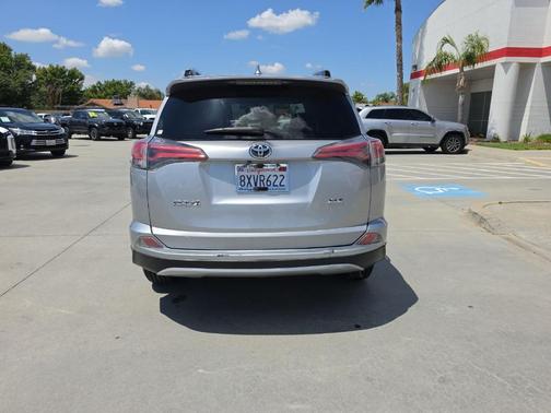 Silver Sky Metallic 2016 Toyota RAV4 XLE