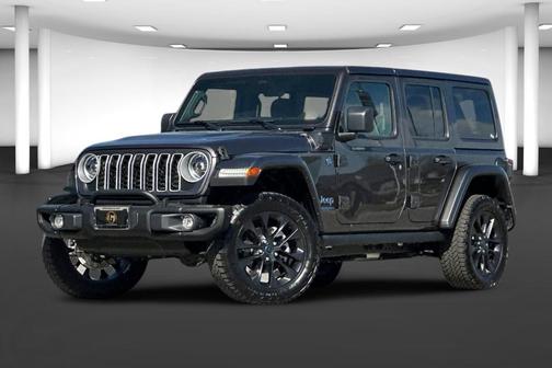 Granite Crystal Clearcoat Metallic 2025 Jeep Wrangler 4xe Sahara