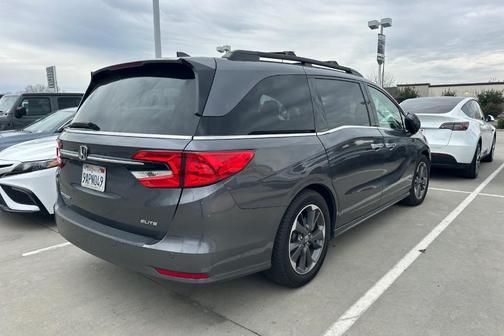 2022 Honda Odyssey Elite
