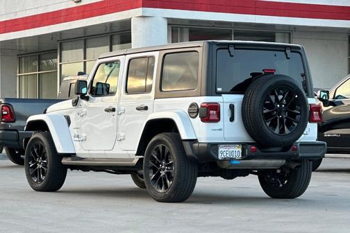 2022 Jeep Wrangler Unlimited 4xe Sahara