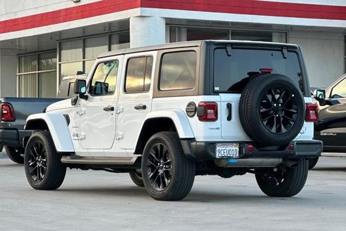 2022 Jeep Wrangler Unlimited 4xe Sahara