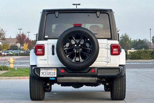 2022 Jeep Wrangler Unlimited 4xe Sahara