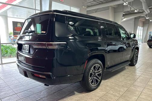 Gloss Black 2026 Jeep Grand Wagoneer L Base
