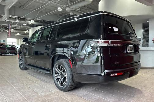 Gloss Black 2026 Jeep Grand Wagoneer L Base