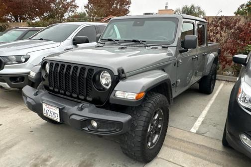 2021 Jeep Gladiator Sport