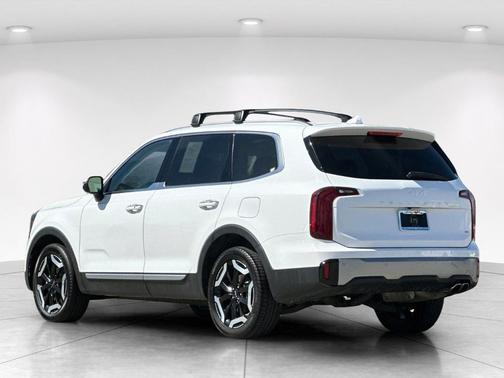 Glacial White Pearl 2025 Kia Telluride S