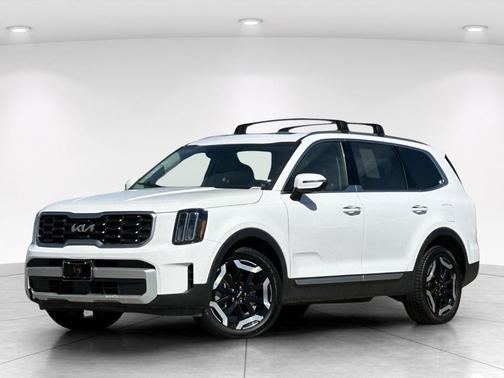 Glacial White Pearl 2025 Kia Telluride S