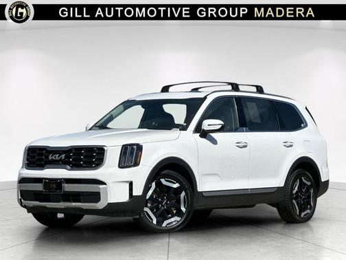 Glacial White Pearl 2025 Kia Telluride S