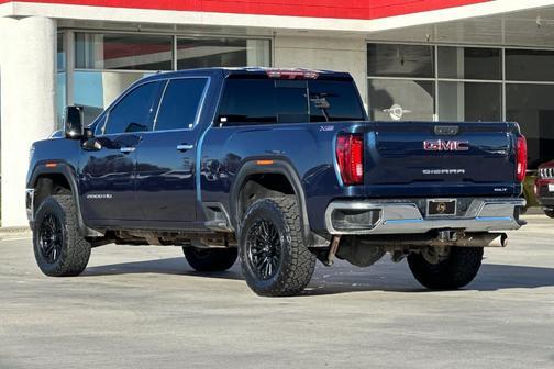 2022 GMC Sierra 2500 SLT