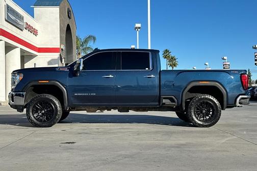 2022 GMC Sierra 2500 SLT