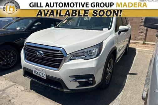 Crystal White Pearl 2022 Subaru Ascent Limited 7-Passenger