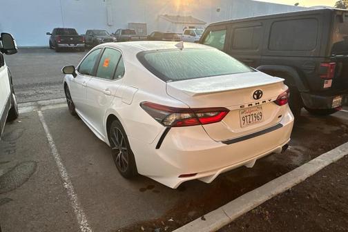 2023 Toyota Camry SE