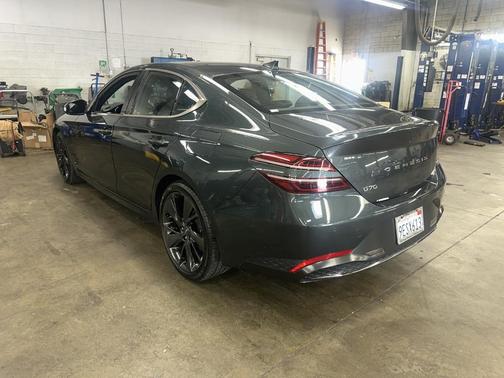 2023 Genesis G70 2.0T