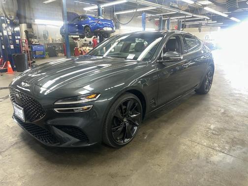 2023 Genesis G70 2.0T