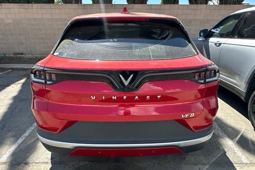 2023 VinFast VF 8 Plus