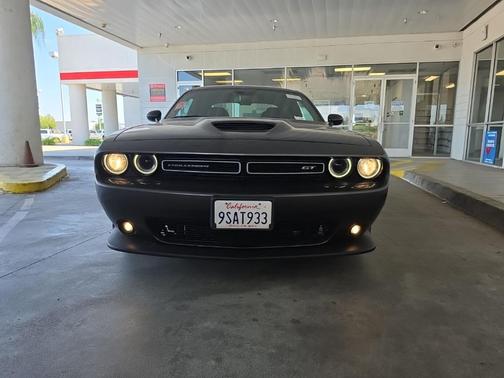 Granite Crystal Clearcoat Metallic 2022 Dodge Challenger GT