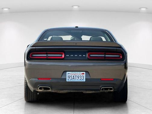 Granite Crystal Clearcoat Metallic 2022 Dodge Challenger GT