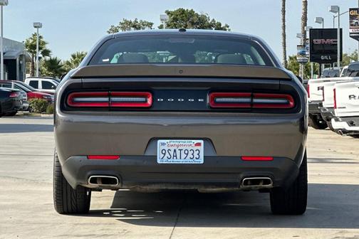 Granite Crystal Clearcoat Metallic 2022 Dodge Challenger GT