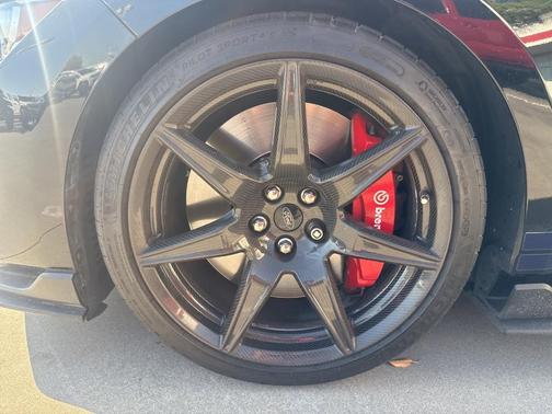 2020 Ford Shelby GT500 Base