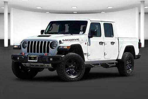 Bright White Clearcoat 2022 Jeep Gladiator Mojave