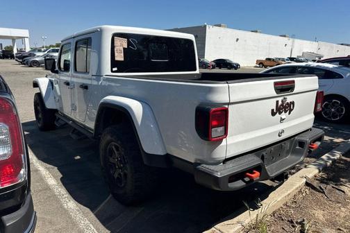 Bright White Clearcoat 2022 Jeep Gladiator Mojave