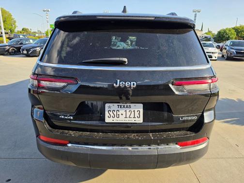Diamond Black 2023 Jeep Grand Cherokee L Laredo