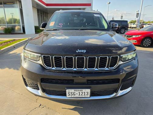 Diamond Black 2023 Jeep Grand Cherokee L Laredo