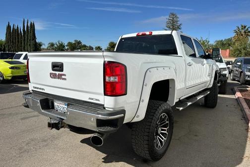 2018 GMC Sierra 2500 SLT