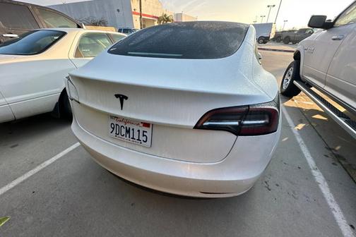 2022 Tesla Model 3 Base