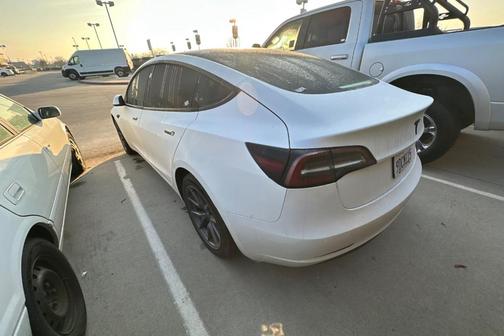 2022 Tesla Model 3 Base
