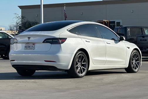 2022 Tesla Model 3 Base