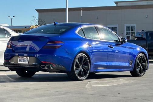 2023 Genesis G70 2.0T
