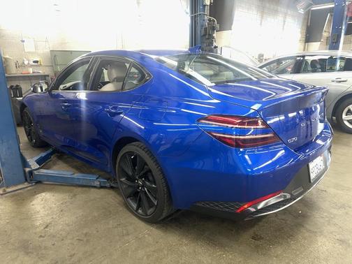 2023 Genesis G70 2.0T