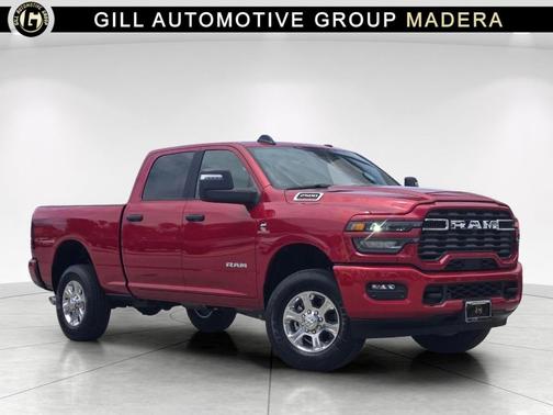 Molten Red Pearlcoat 2026 RAM 2500 Big Horn