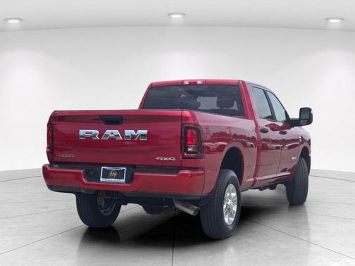 Molten Red Pearlcoat 2026 RAM 2500 Big Horn