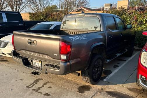 2018 Toyota Tacoma SR