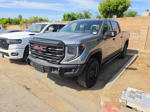 Sterling 2023 GMC Sierra 1500 AT4X